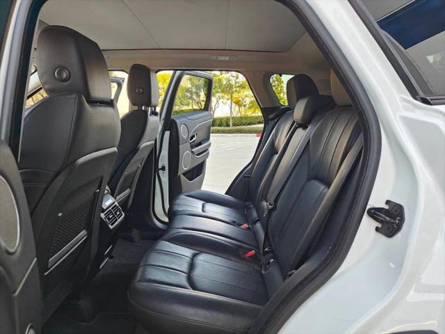 2019 Land Rover Range Rover Evoque SE Premium