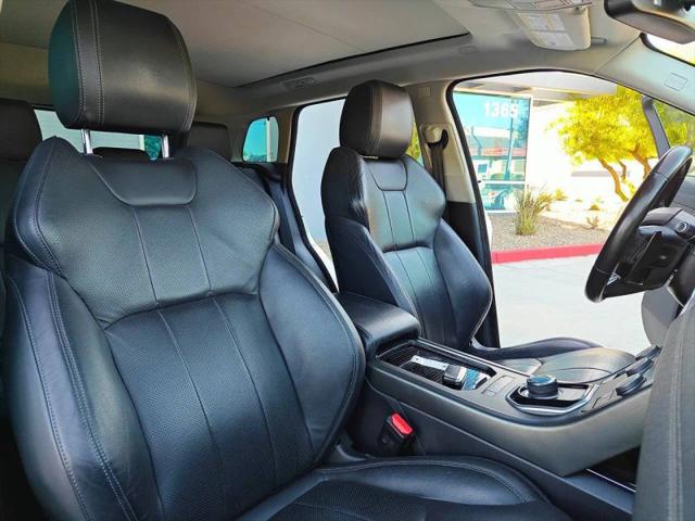 2019 Land Rover Range Rover Evoque SE Premium