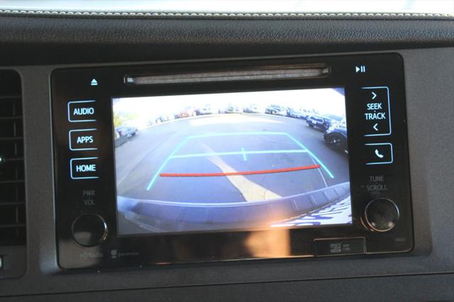 2015 Toyota Sienna XLE 8 Passenger
