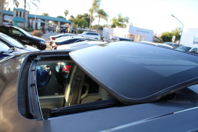 2015 Toyota Sienna XLE 8 Passenger