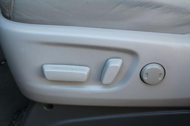 2015 Toyota Sienna XLE 8 Passenger
