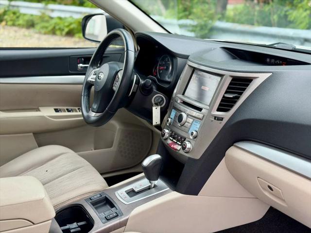 2014 Subaru Legacy 2.5i Premium