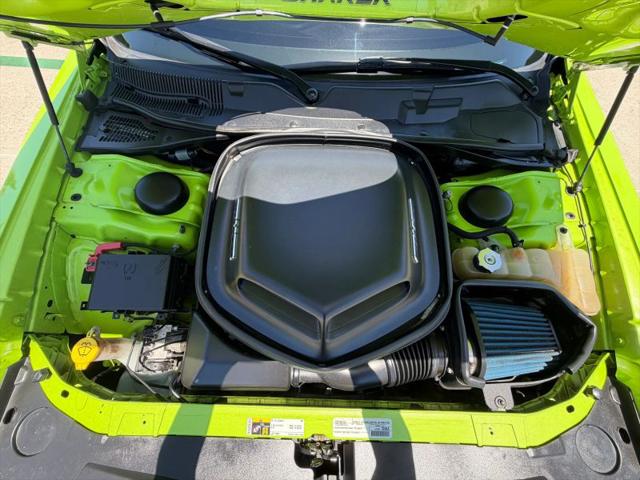 2015 Dodge Challenger R/T Shaker