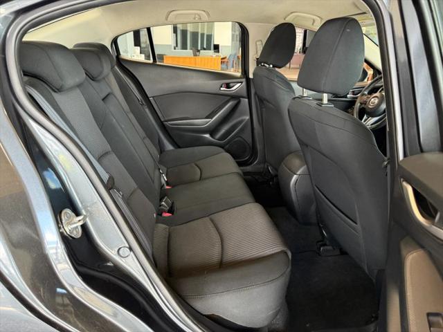 2014 Mazda Mazda3 i Touring