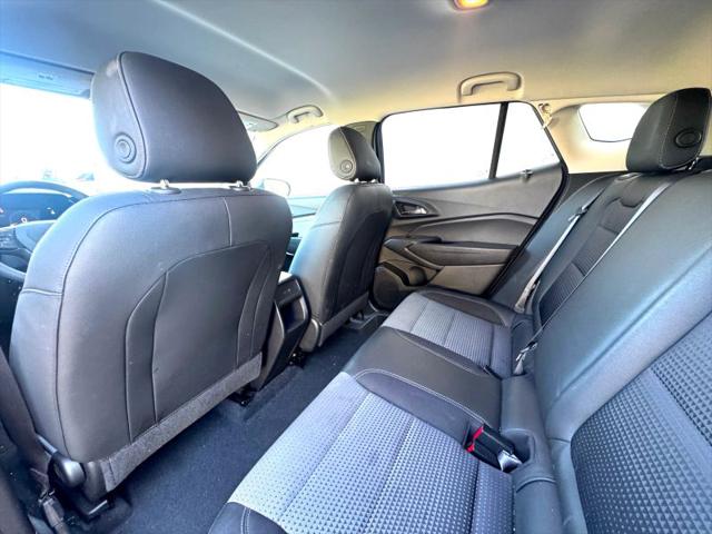 2025 Chevrolet Trax FWD LT
