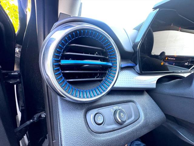 2025 Chevrolet Trax FWD LT