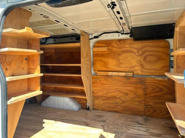 2016 Ford Transit w/60/40 Side Door w/RWB