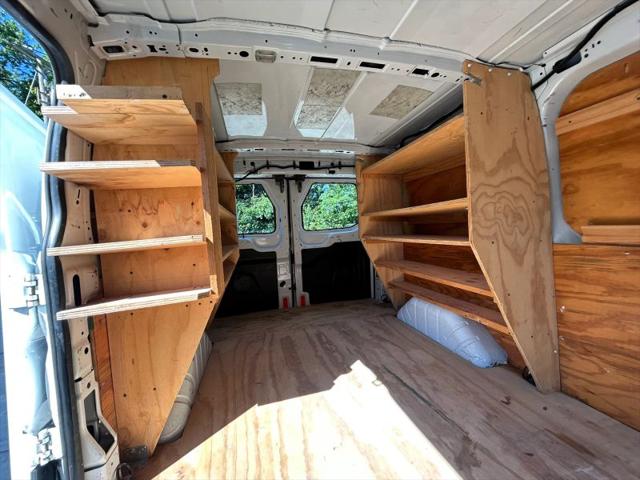 2016 Ford Transit w/60/40 Side Door w/RWB