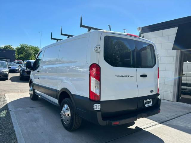 2016 Ford Transit w/60/40 Side Door w/RWB