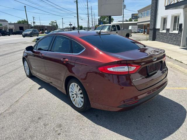 2015 Ford Fusion Hybrid SE