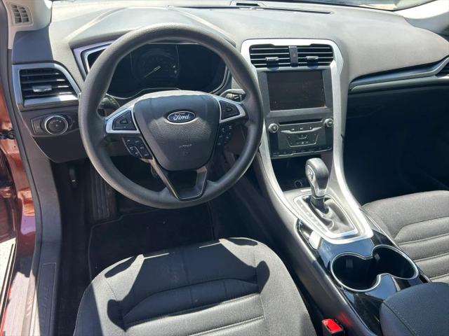 2015 Ford Fusion Hybrid SE