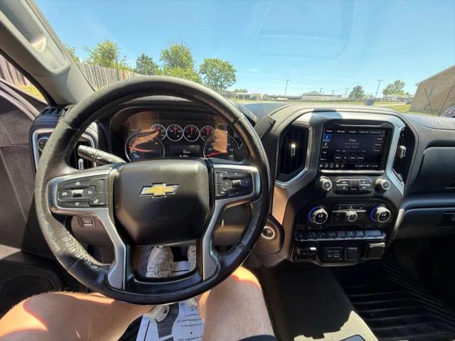 2021 Chevrolet Silverado 1500 4WD Crew Cab Short Bed LT