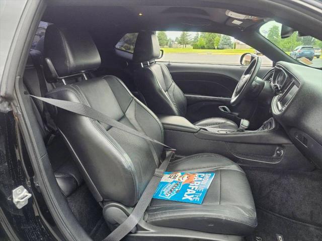 2015 Dodge Challenger R/T Plus