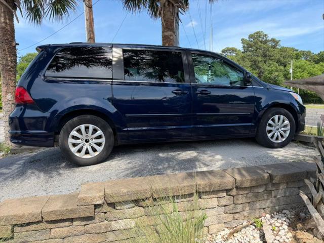 2012 Volkswagen Routan SE