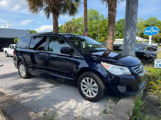 2012 Volkswagen Routan SE