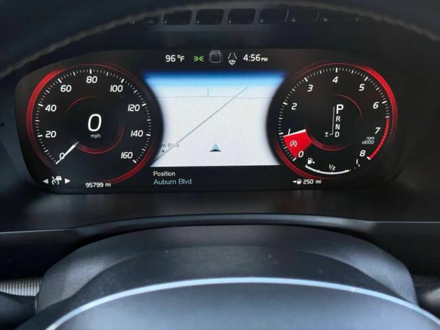 2017 Volvo XC90 T6 R-Design