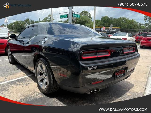 2015 Dodge Challenger SXT
