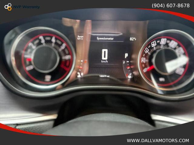 2015 Dodge Challenger SXT