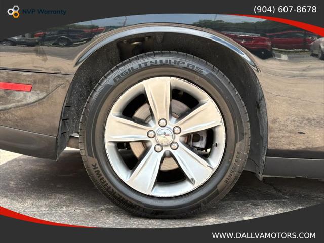 2015 Dodge Challenger SXT