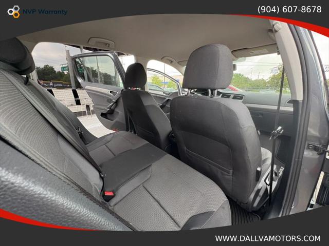 2017 Volkswagen Golf TSI S 4-Door