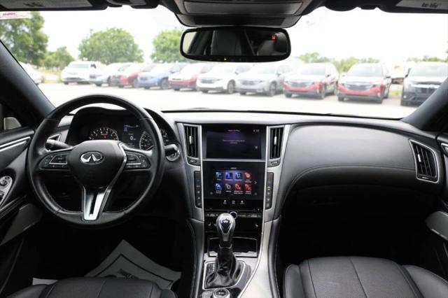 2021 INFINITI Q60 LUXE AWD