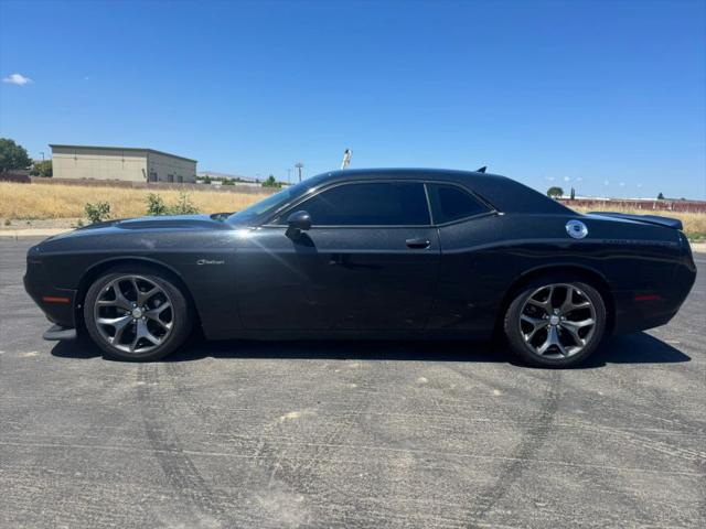 2015 Dodge Challenger SXT Plus