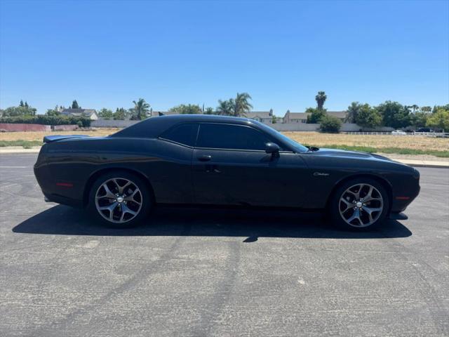 2015 Dodge Challenger SXT Plus