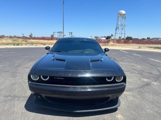 2015 Dodge Challenger SXT Plus