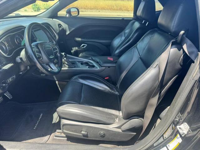 2015 Dodge Challenger SXT Plus