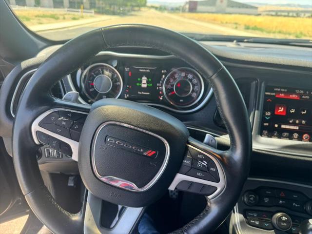 2015 Dodge Challenger SXT Plus