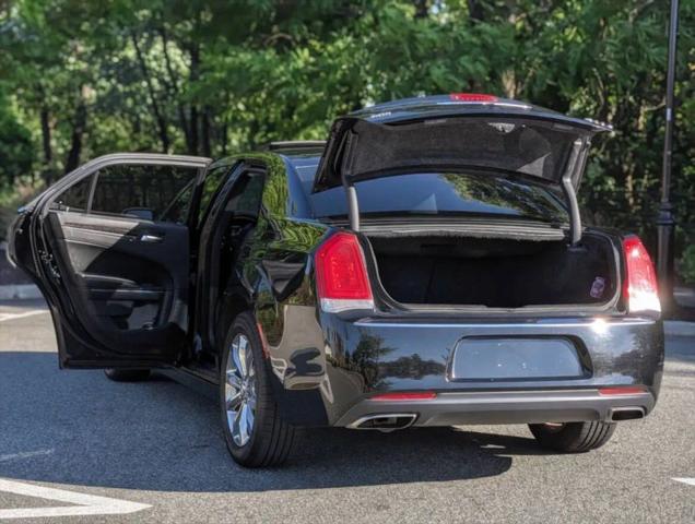 2016 Chrysler 300 AWD