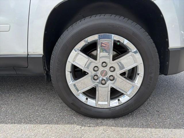 2017 GMC Acadia Base