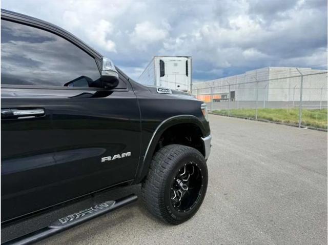 2019 Ram 1500 Laramie Crew Cab 4x4 5'7" Box