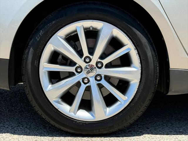 2009 Lincoln MKS Base