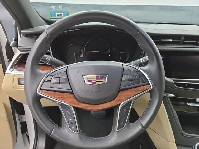 2018 Cadillac XT5 Luxury