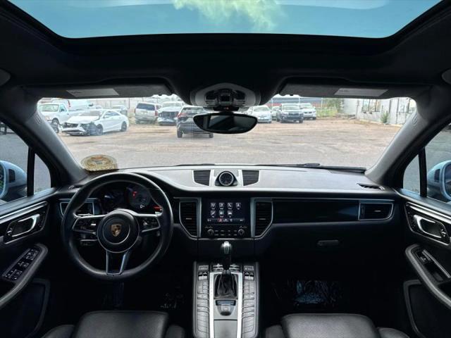 2017 Porsche Macan S