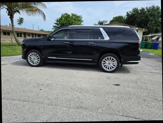 2021 Cadillac Escalade ESV 4WD Luxury