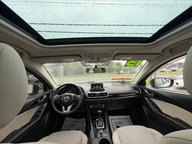 2015 Mazda Mazda3 i Touring