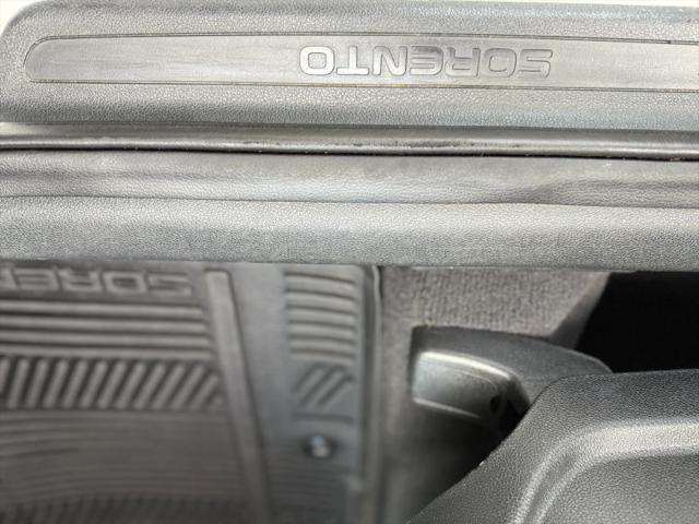 2020 Kia Sorento 2.4L LX