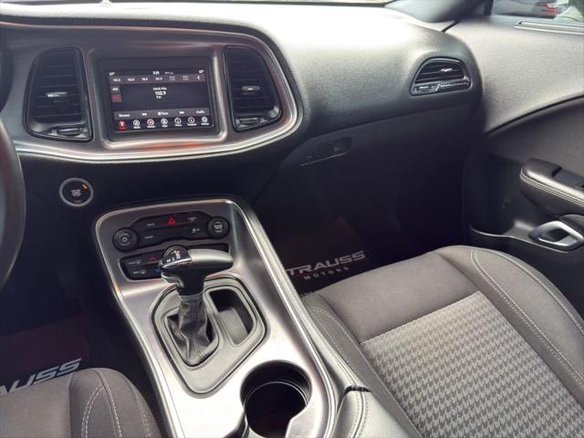 2018 Dodge Challenger SXT