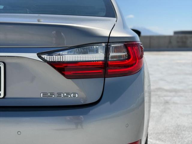 2016 Lexus ES 350 350