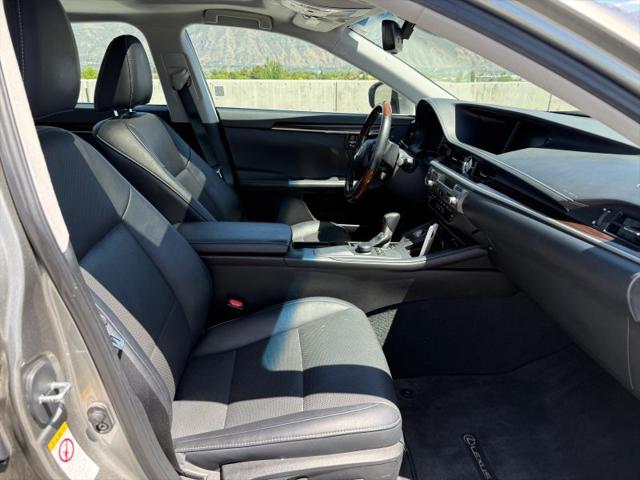 2016 Lexus ES 350 350