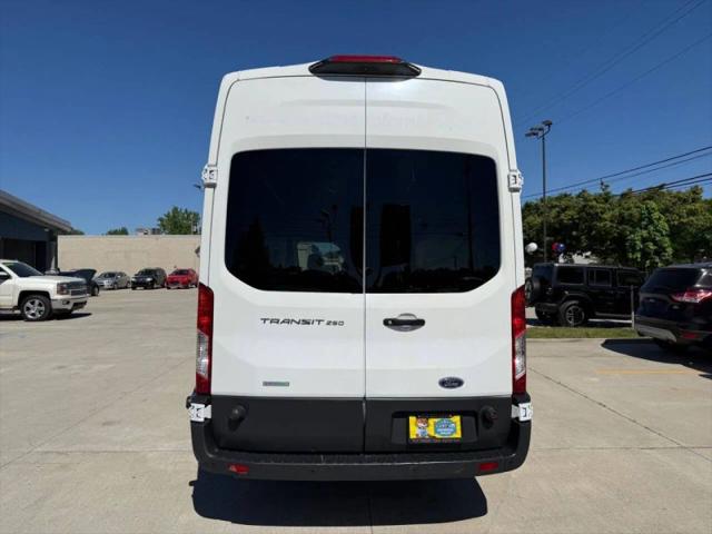 2018 Ford Transit Extended Length w/Sliding Side Door w/LWB