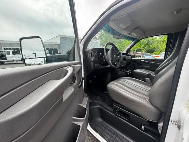 2013 Chevrolet Express Cutaway 3500