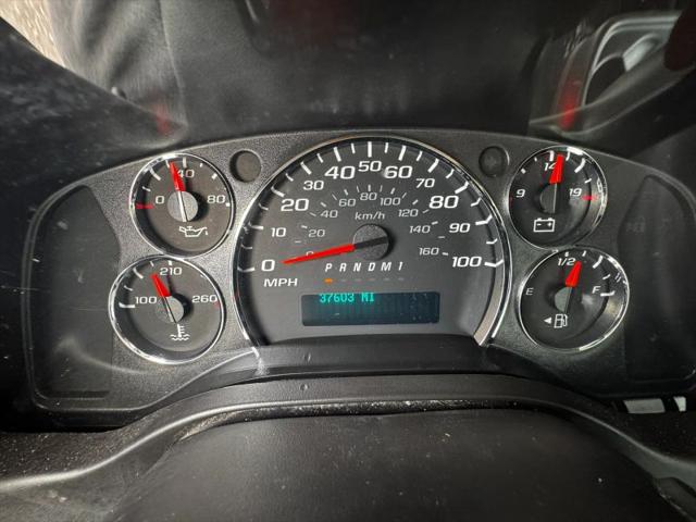 2013 Chevrolet Express Cutaway 3500