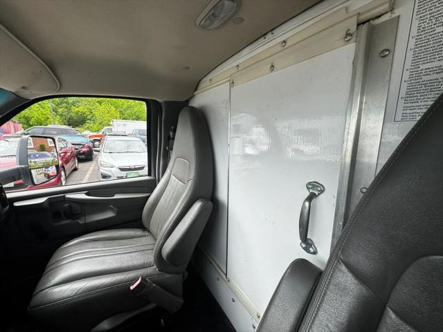 2013 Chevrolet Express Cutaway 3500