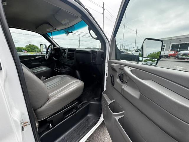 2013 Chevrolet Express Cutaway 3500