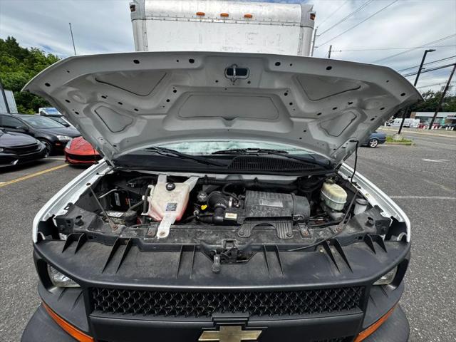 2013 Chevrolet Express Cutaway 3500