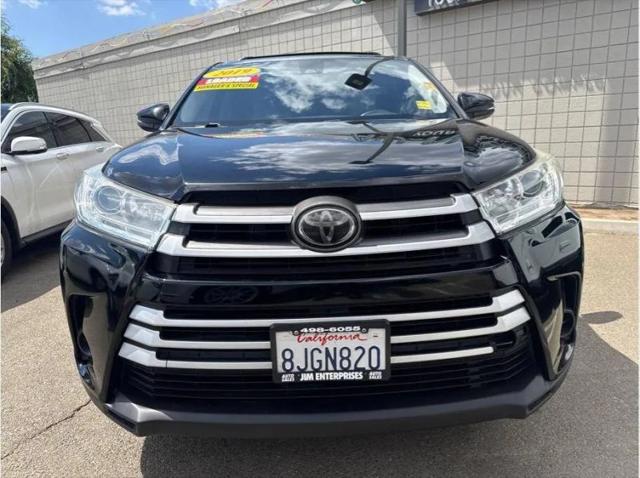 2019 Toyota Highlander LE
