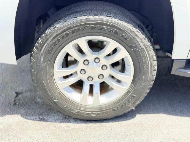 2020 Chevrolet Suburban 4WD LT
